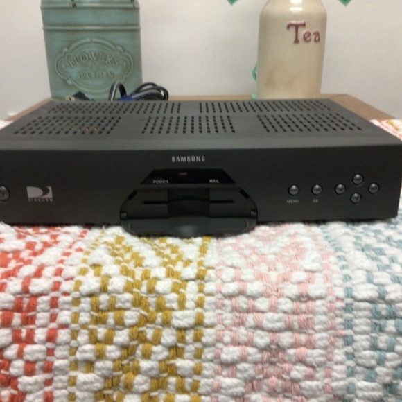 SAMSUNG SATELLITE BOX - Picture 1 of 5